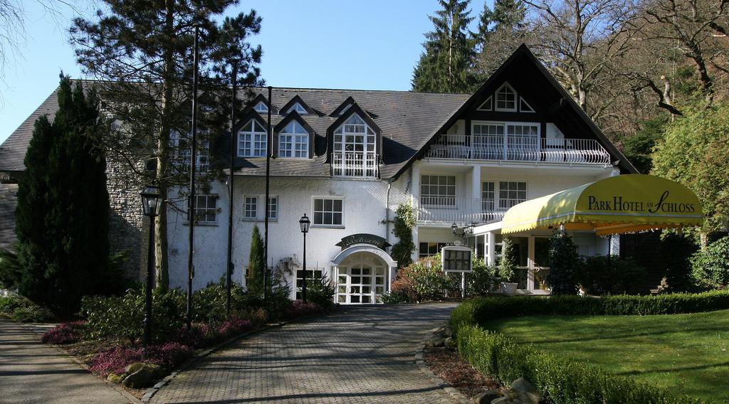 Park Hotel Am Schloss Ettringen  Exteriör bild